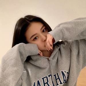 Meet your Posher, Angelina